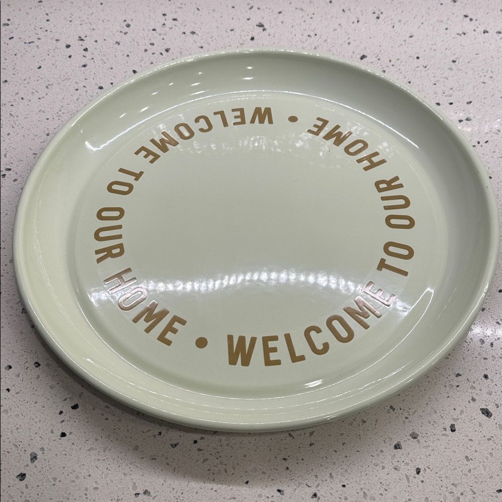 Creative Co-Op Round Enamel Tin Tray Mint Green Welcome to our home 14.5” NWT